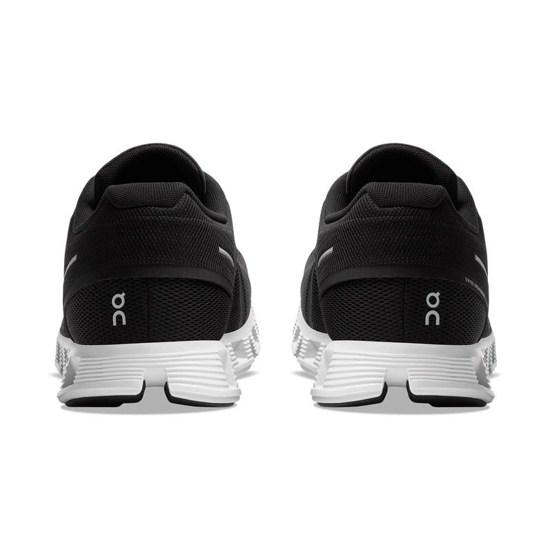 On running Cloud 5 Black | White